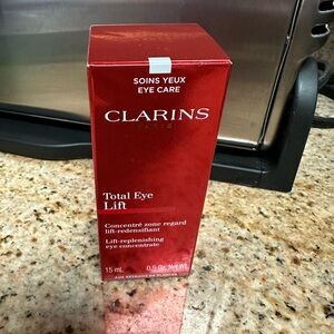 Clarins Total Eye Lift Eye Care full size NWT
